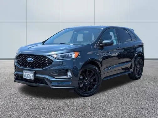 2023 Ford Edge ST-Line AWD photo