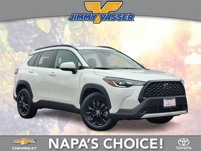 2023 Toyota Corolla Cross LE FWD photo