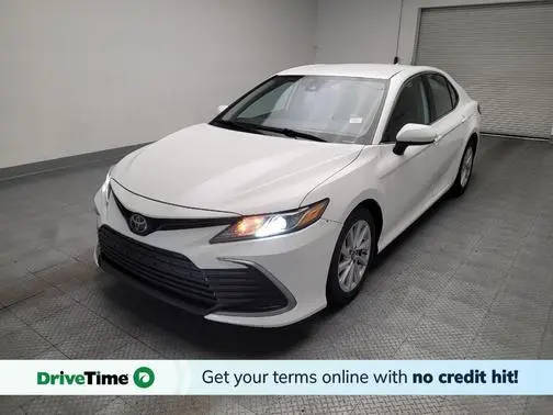 2022 Toyota Camry LE FWD photo