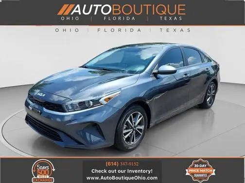 2023 Kia Forte LXS FWD photo