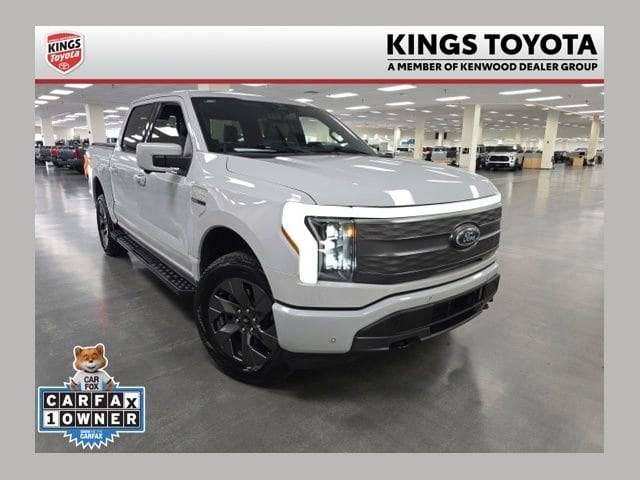 2023 Ford F-150 Lightning LARIAT AWD photo