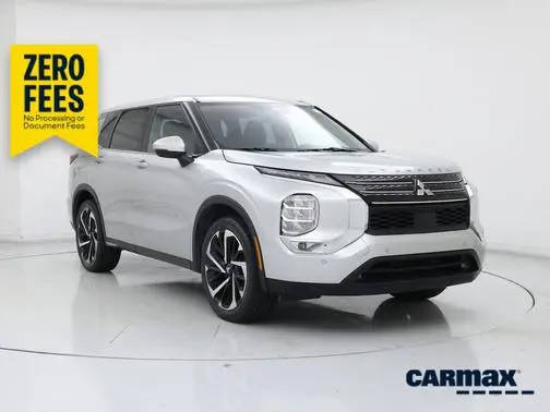 2023 Mitsubishi Outlander SE FWD photo