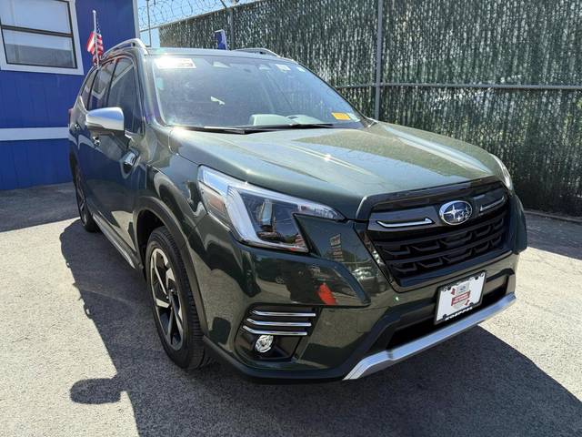 2023 Subaru Forester Touring AWD photo