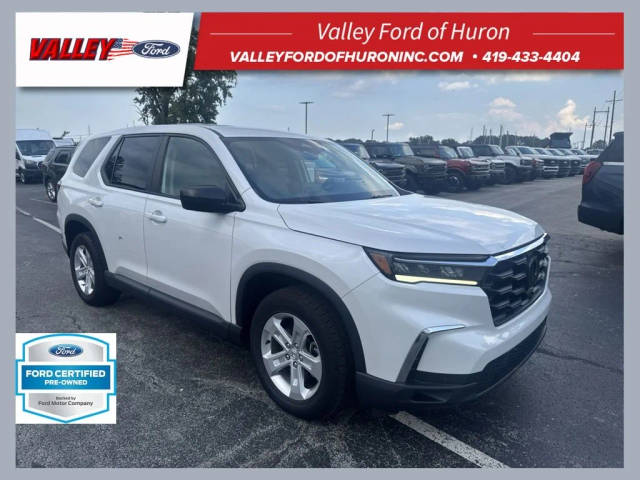 2023 Honda Pilot LX AWD photo
