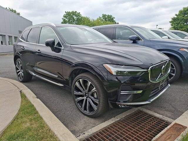 2023 Volvo XC60 Ultimate Bright Theme AWD photo