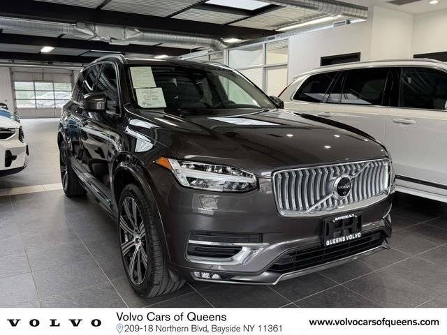 2023 Volvo XC90 Ultimate AWD photo