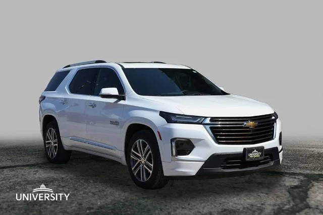 2023 Chevrolet Traverse High Country FWD photo