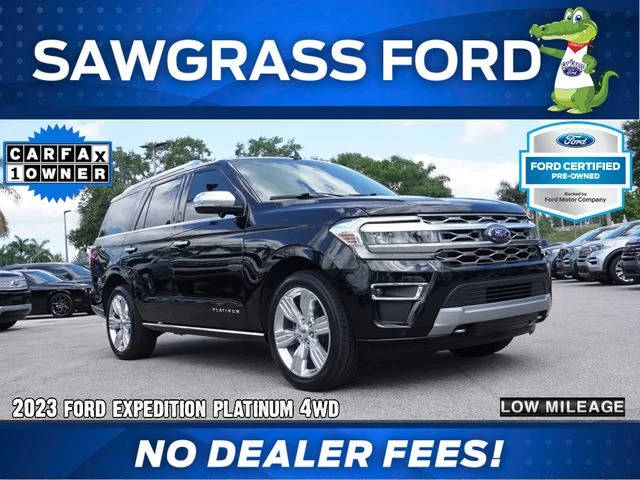 2023 Ford Expedition Platinum 4WD photo