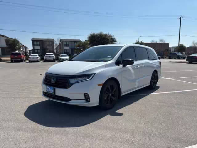 2023 Honda Odyssey Sport FWD photo