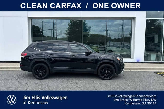 2023 Volkswagen Atlas 3.6L V6 SE w/Technology FWD photo