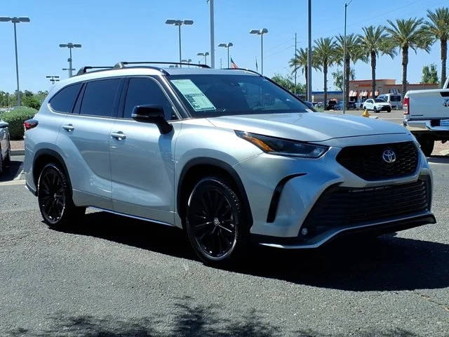 2023 Toyota Highlander XSE AWD photo