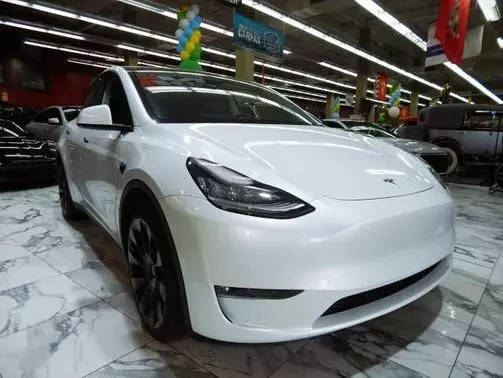 2021 Tesla Model Y Long Range AWD photo