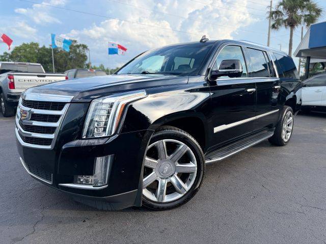 2020 Cadillac Escalade ESV Luxury RWD photo