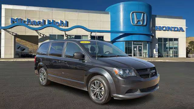 2015 Dodge Grand Caravan SE Plus FWD photo