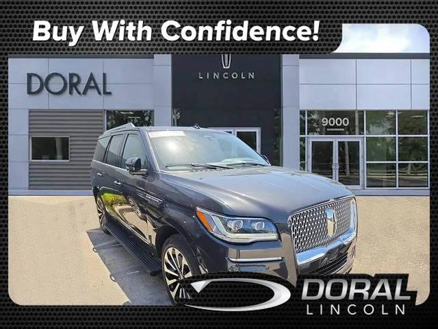 2023 Lincoln Navigator Reserve RWD photo