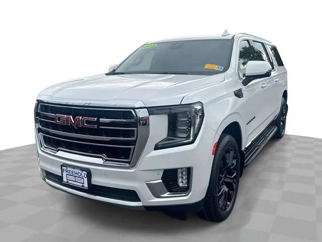 2023 GMC Yukon XL SLT 4WD photo