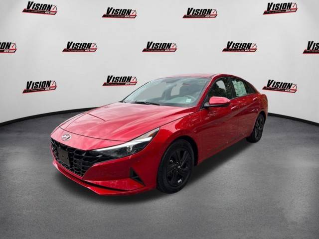 2023 Hyundai Elantra SEL FWD photo