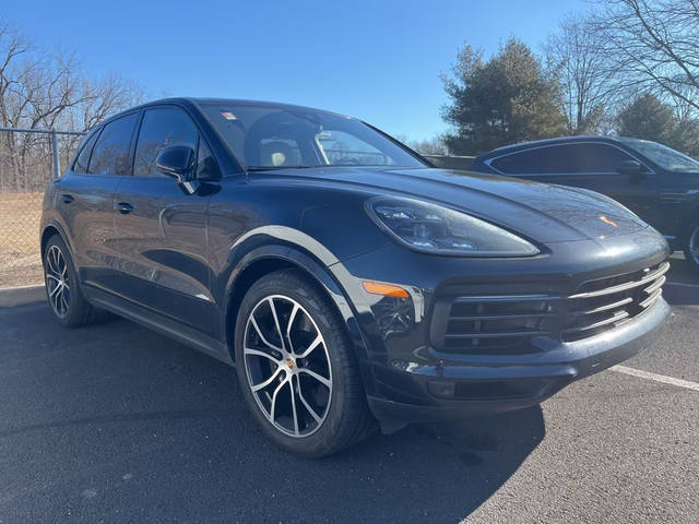 2023 Porsche Cayenne S Platinum Edition AWD photo