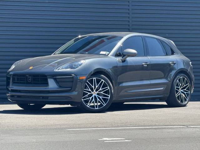 2023 Porsche Macan T AWD photo