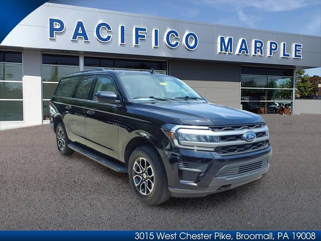 2023 Ford Expedition Max XLT 4WD photo