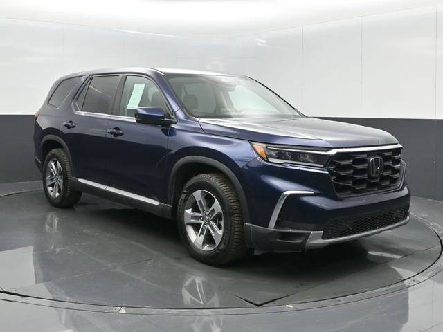 2023 Honda Pilot EX-L 7 Passenger AWD photo