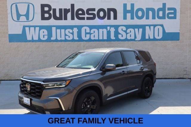 2023 Honda Pilot EX-L 7 Passenger FWD photo
