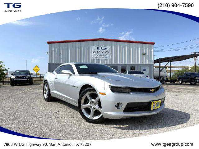 2015 Chevrolet Camaro LT RWD photo