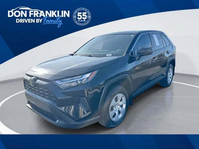 2023 Toyota RAV4 LE AWD photo