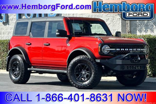 2023 Ford Bronco 4 Door Wildtrak 4WD photo
