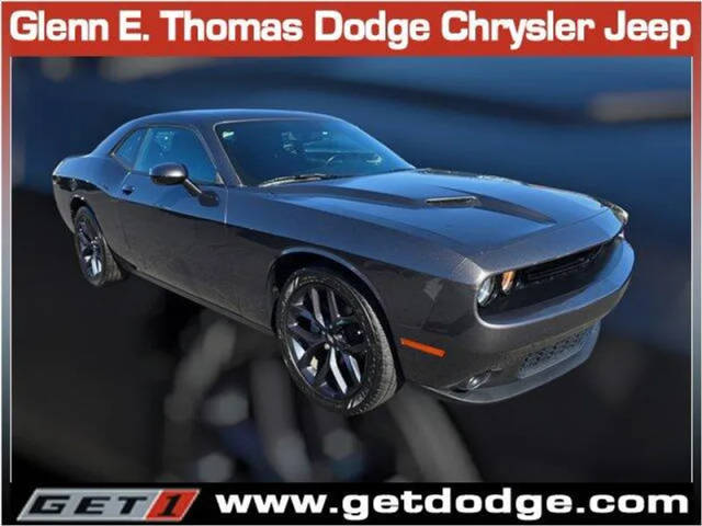 2023 Dodge Challenger SXT RWD photo