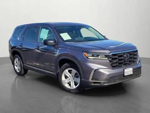 2023 Honda Pilot LX AWD photo