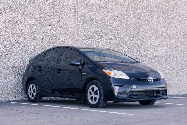2015 Toyota Prius Four FWD photo