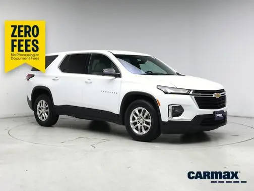 2023 Chevrolet Traverse LS AWD photo