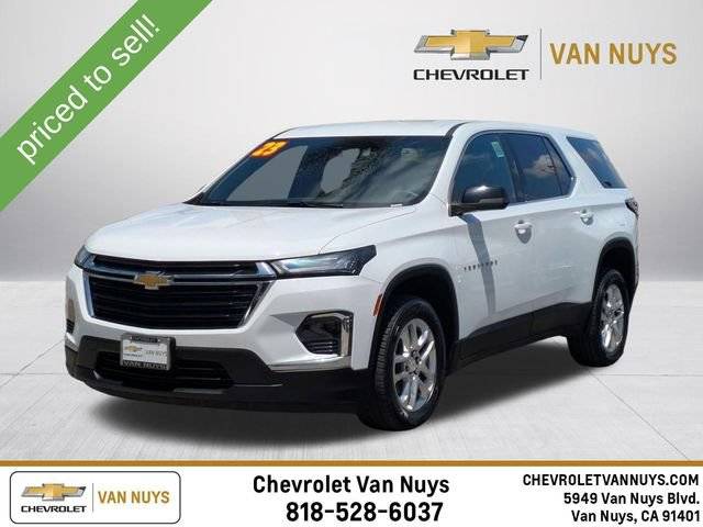 2023 Chevrolet Traverse LS FWD photo