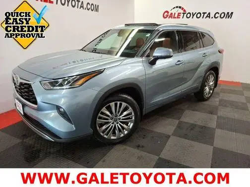 2023 Toyota Highlander Platinum AWD photo