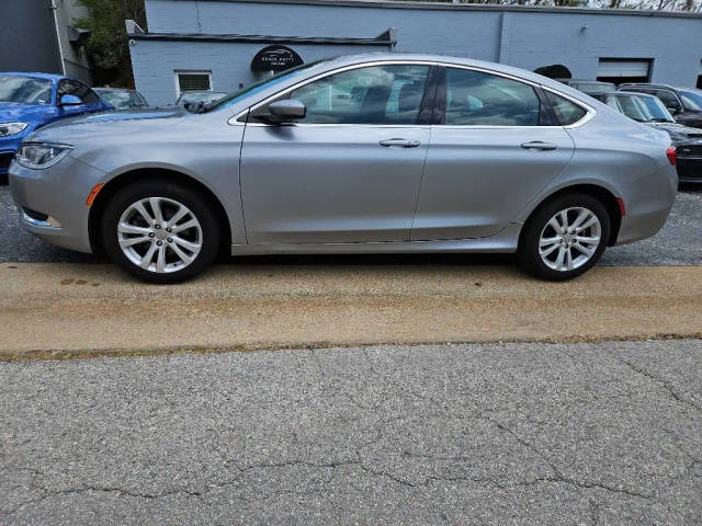 2015 Chrysler 200 Limited FWD photo