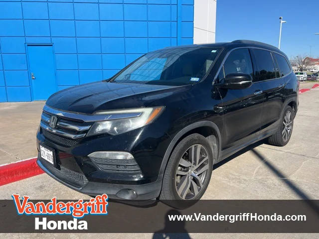 2016 Honda Pilot Touring FWD photo