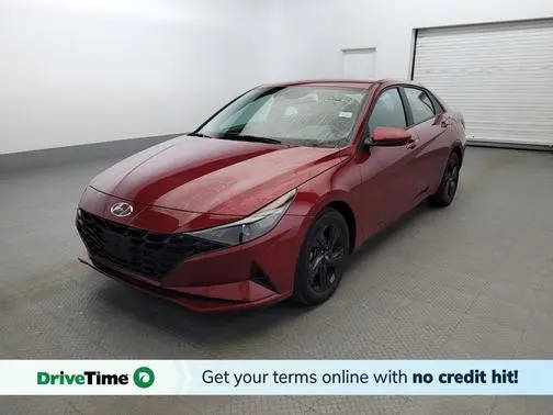 2023 Hyundai Elantra SEL FWD photo