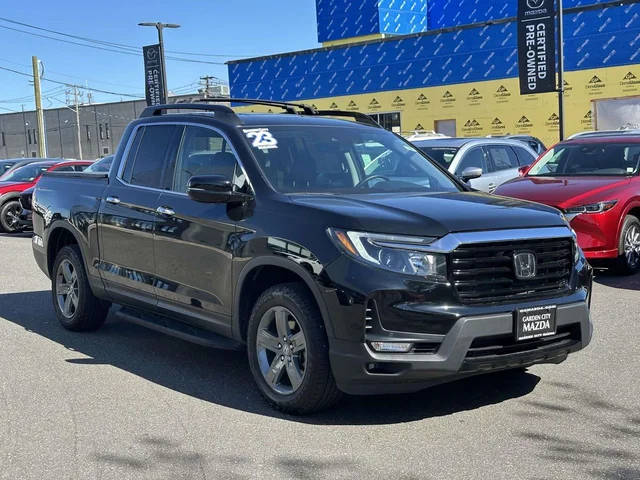 2023 Honda Ridgeline RTL-E AWD photo