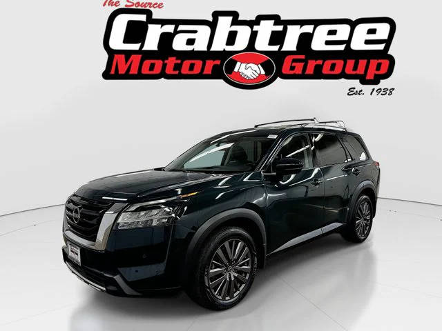 2023 Nissan Pathfinder SL 4WD photo