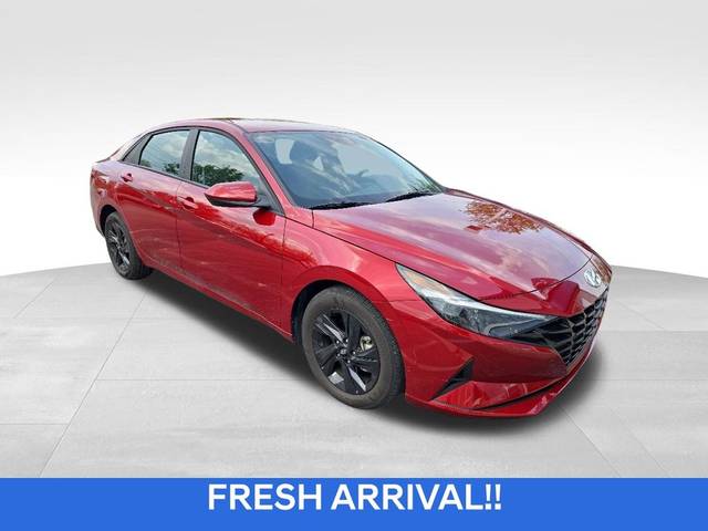 2023 Hyundai Elantra SEL FWD photo