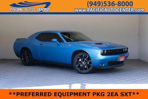 2023 Dodge Challenger SXT RWD photo