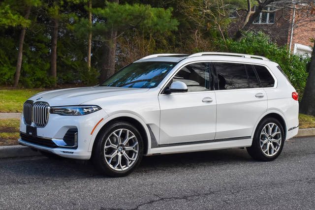 2021 BMW X7 xDrive40i AWD photo