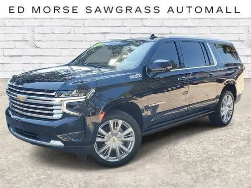 2023 Chevrolet Suburban High Country 4WD photo
