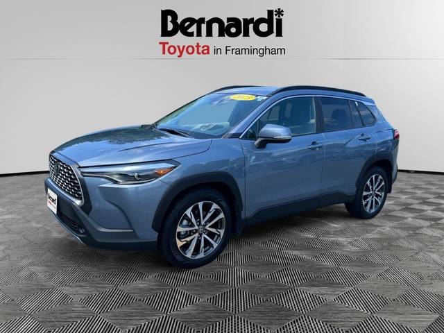 2023 Toyota Corolla Cross XLE AWD photo