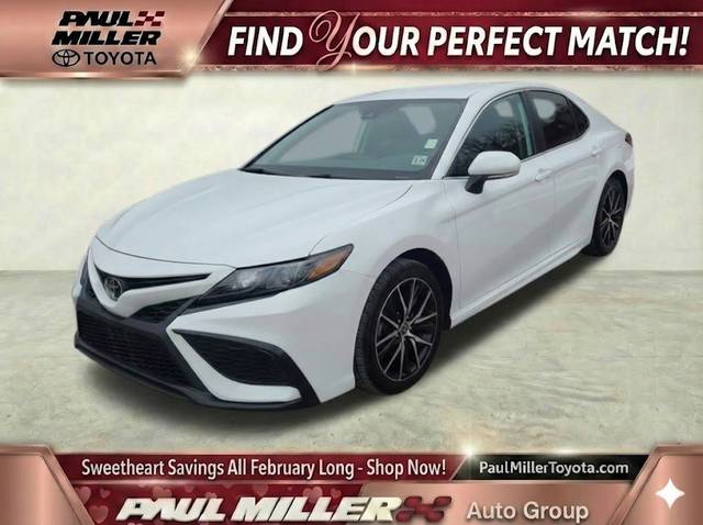 2023 Toyota Camry SE AWD photo