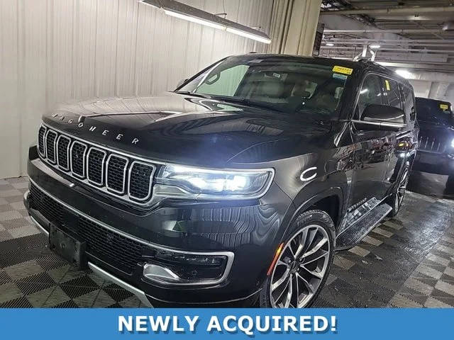 2023 Jeep Wagoneer Series II 4WD photo