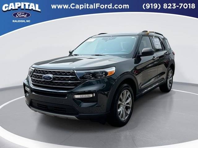 2023 Ford Explorer XLT 4WD photo