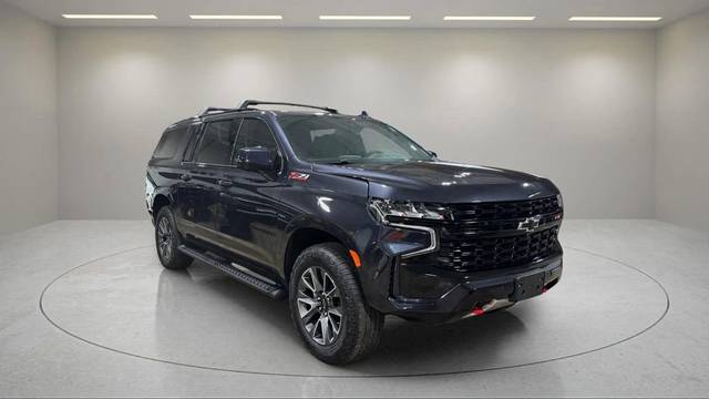 2023 Chevrolet Suburban Z71 4WD photo