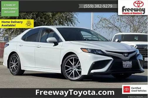 2023 Toyota Camry SE FWD photo